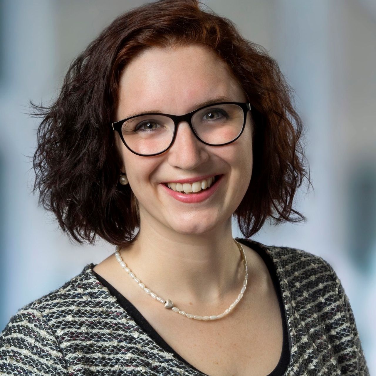 Author portrait Dr Lisa Badstieber