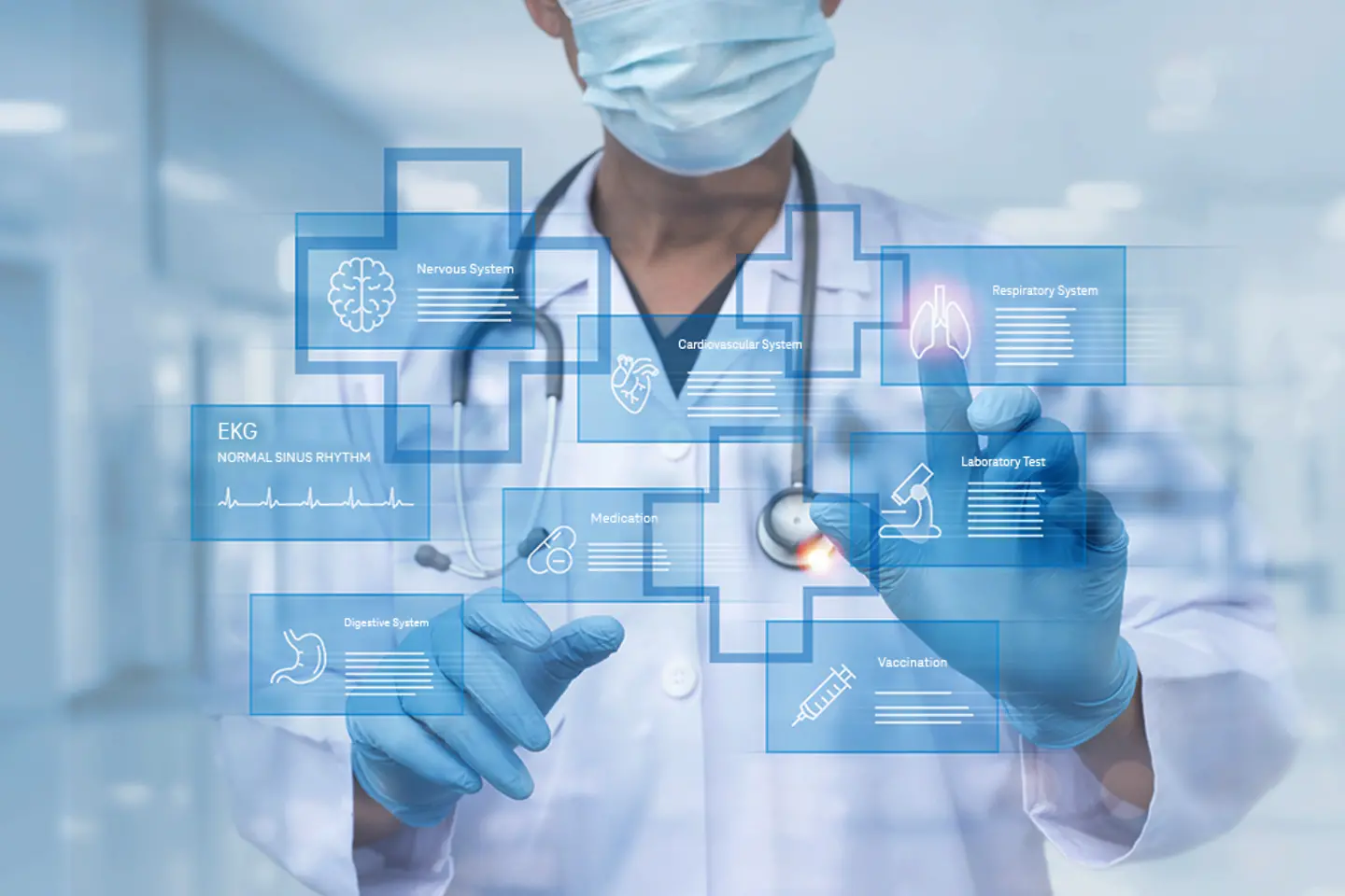 Eine medizinische Fachkraft, die auf ein elektronisches Patientendatensystem zugreift.