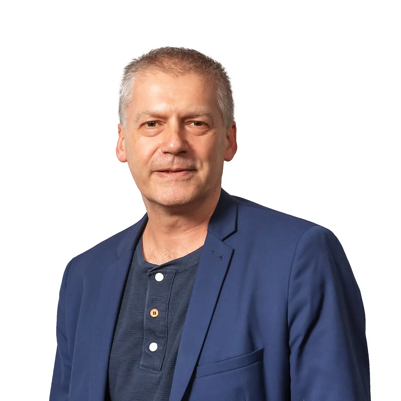 Retrato Jörg Oppermann – Engenheiro de IA Chefe do programa na T-Systems International GmbH