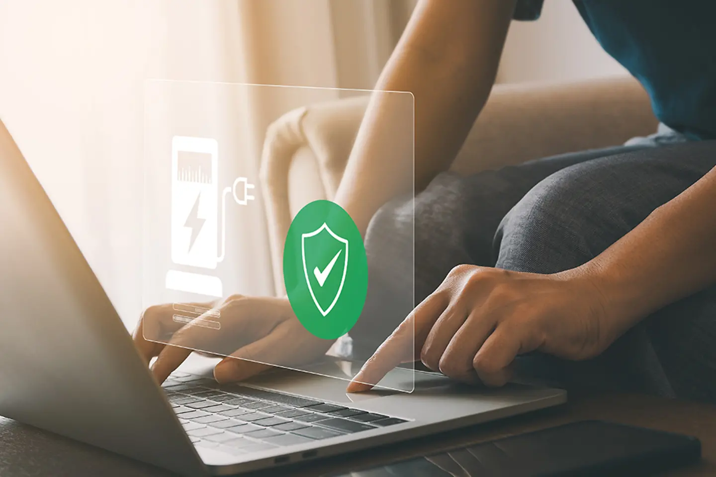 Veiligheidsconcept voor online betalingen op laptop
