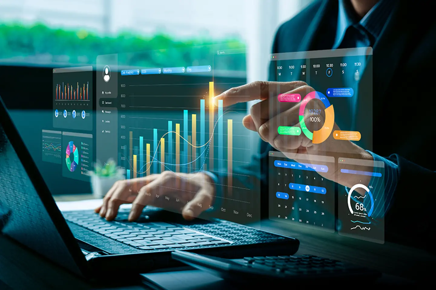 O analista de dados trabalha com exibição de dados virtuais
