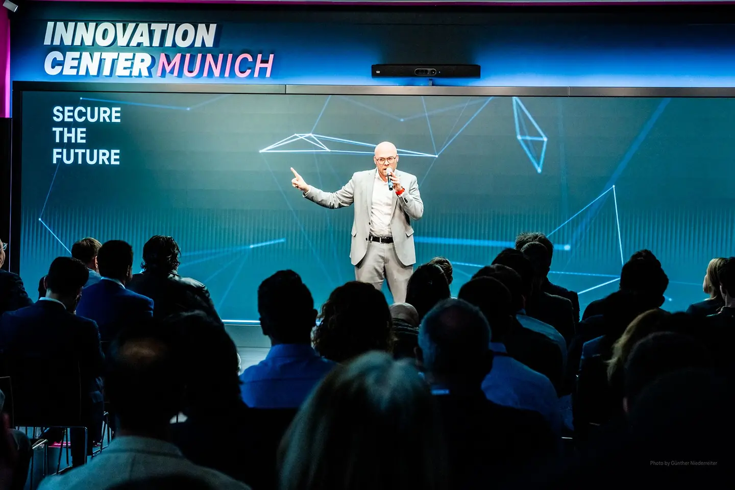 Dr. Fabian Mehring, Bayerischer Staatsminister für Digitales