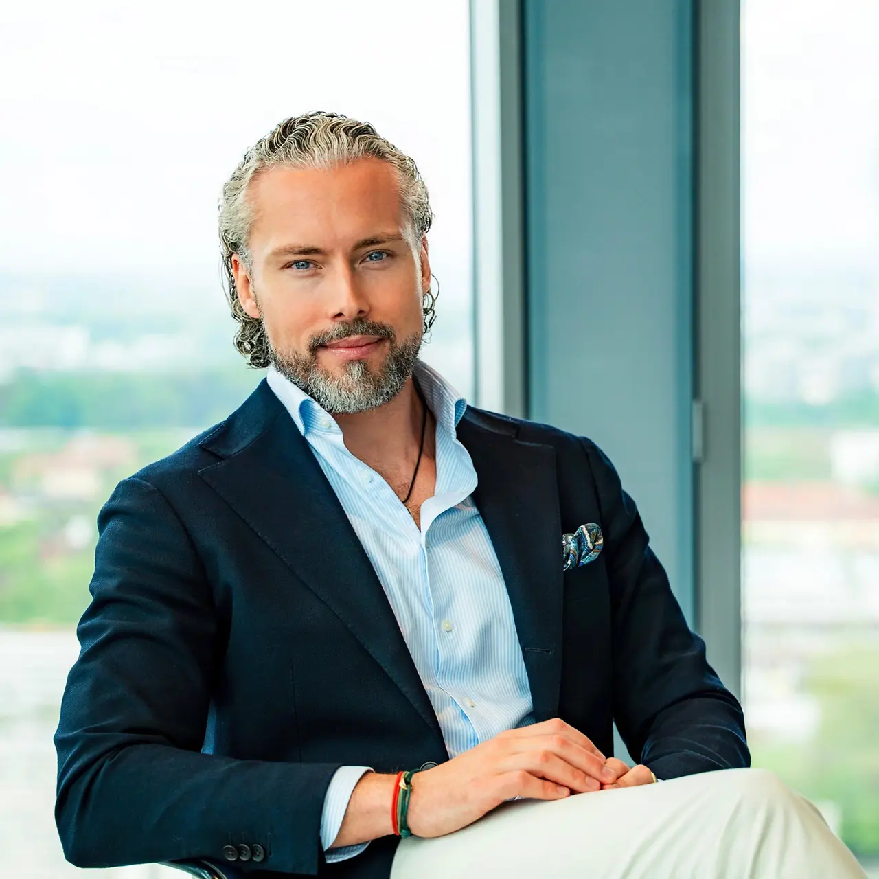 Porträt Prof. Dr. Moritz Behm, Experte für Innovation und digitale Transformation