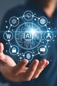 Künstliche Intelligenz und automatisiertes Machine Learning – blaues Interface mit Geschäftsmann im Hintergrund