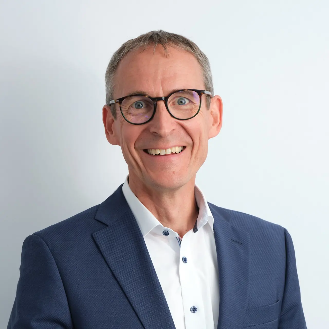 Dr. Uwe Heckert, Chief Executive Officer – Detecon 