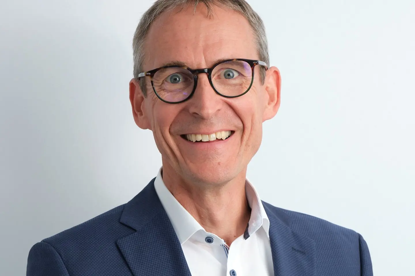 Dr. Uwe Heckert, Chief Executive Officer – Detecon 