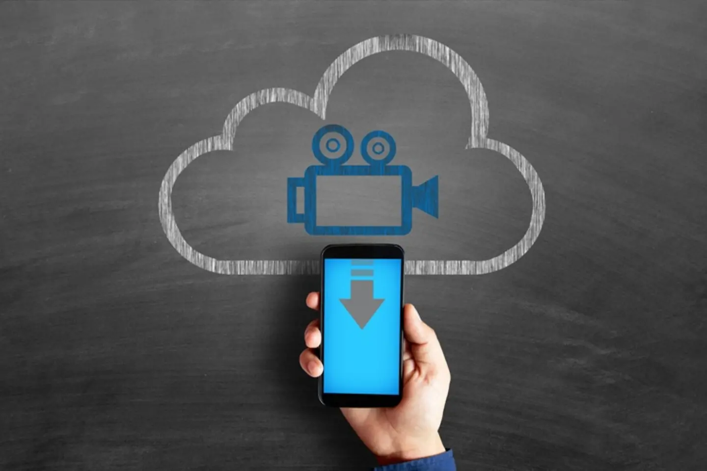Mano sosteniendo un smartphone sobre el cual hay un dibujo de una nube con una cámara de cine dentro