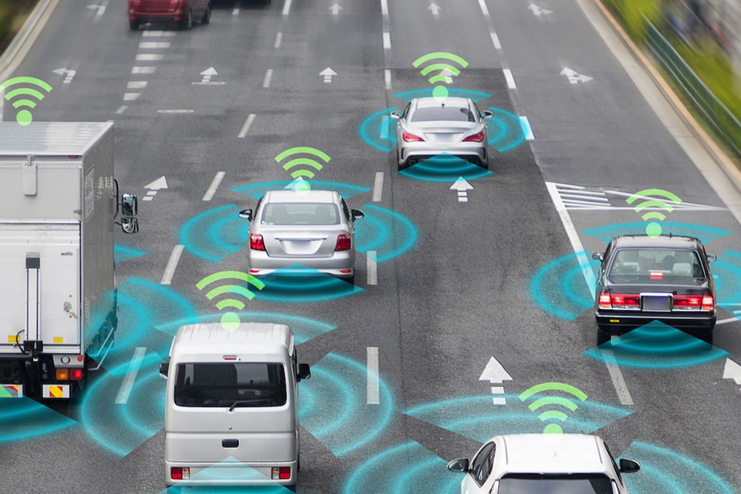 Sensing system and wireless communication network of vehicle