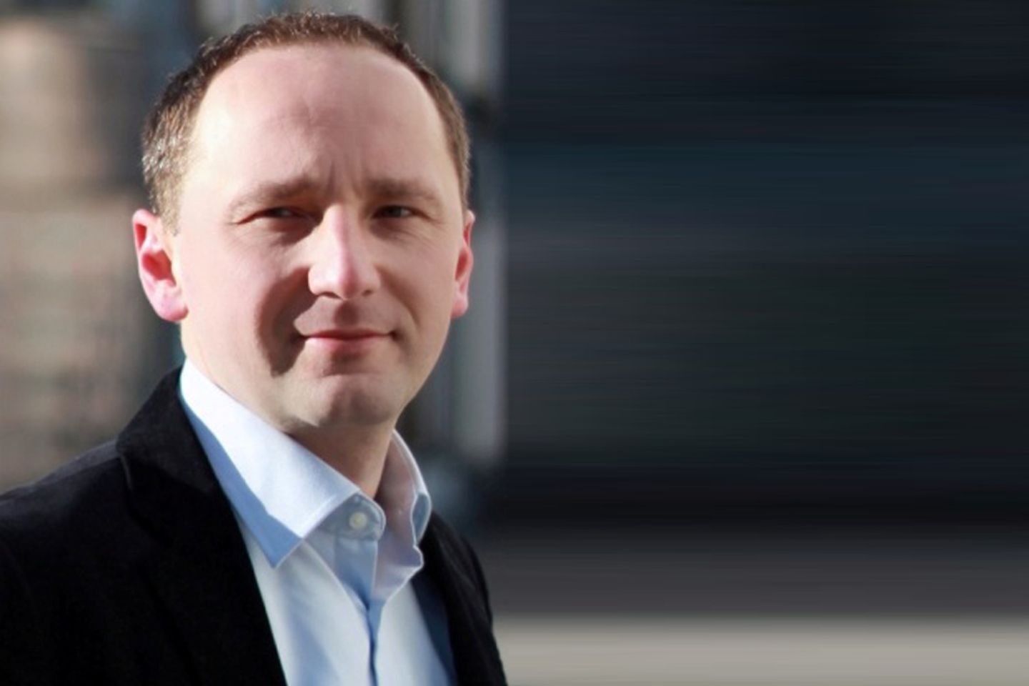 Gregor Logmin, Chapter Sales Orchestration