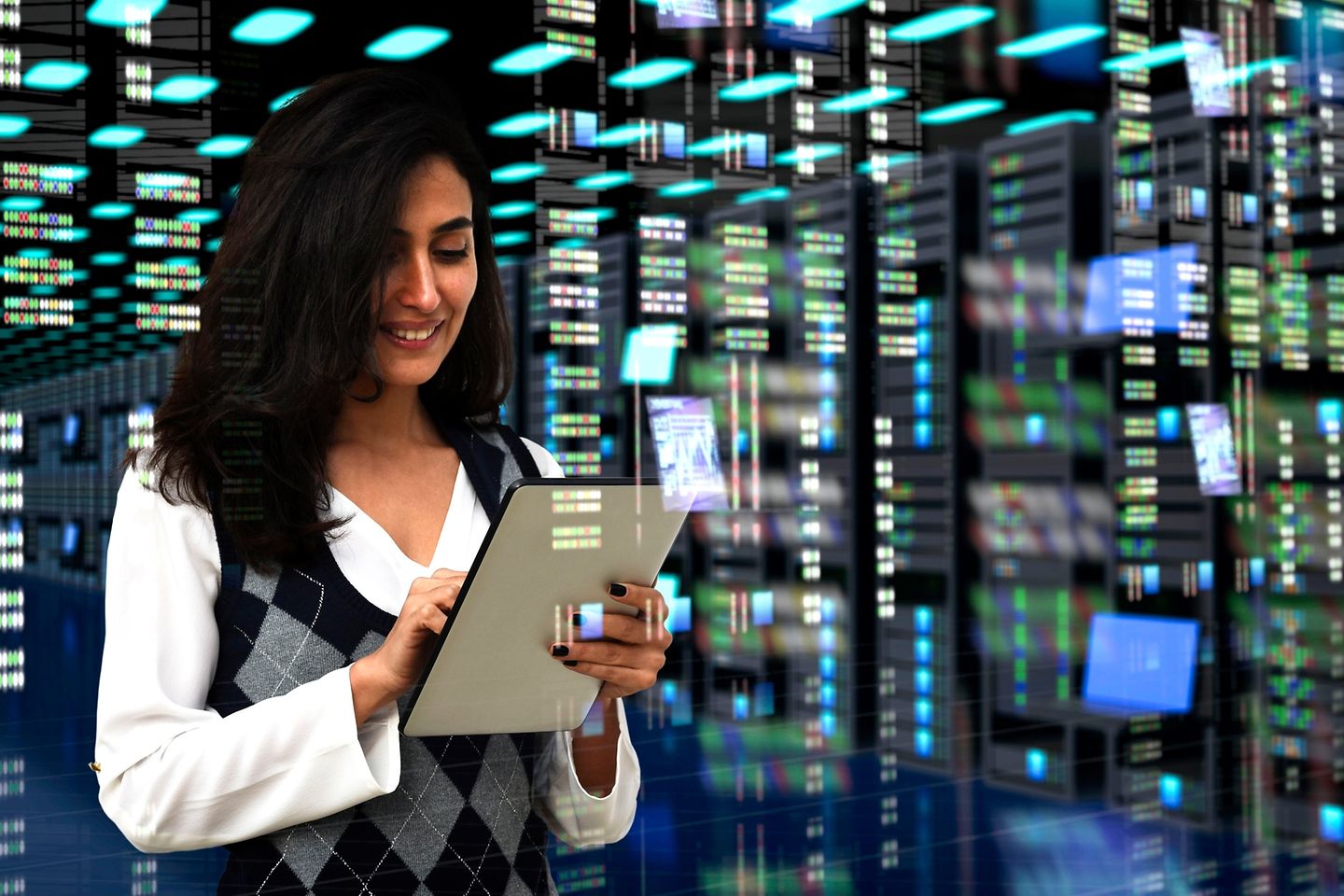 Une femme écrit sur une tablette