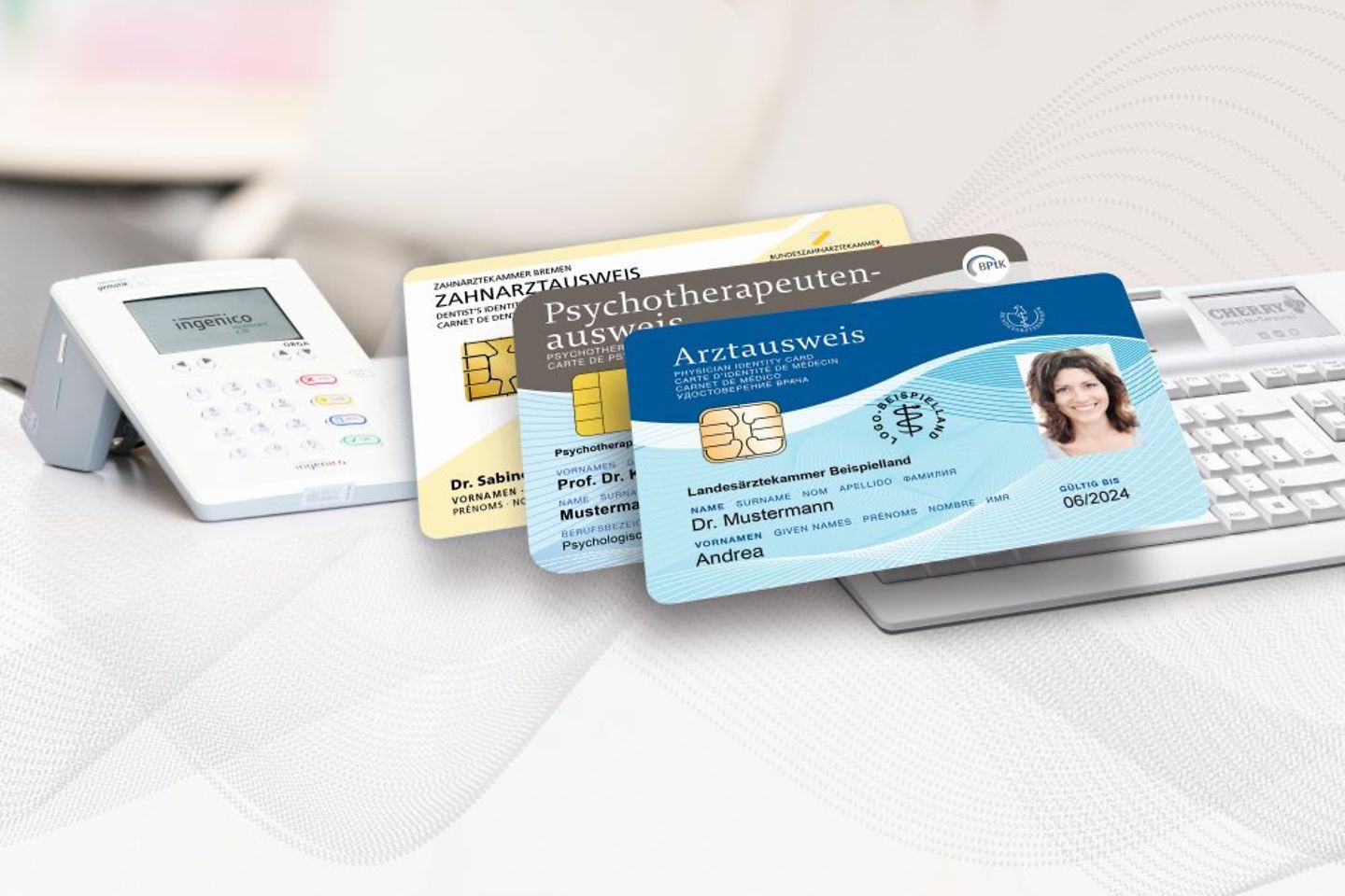 eHBA cards for healthcare professionals with card reader