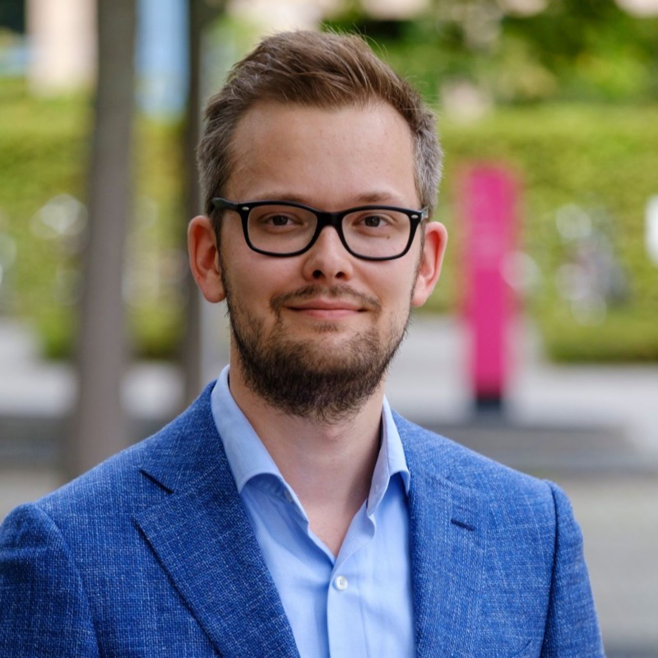 Eike Folkerts – Head of Business Development Retail, Media & Services